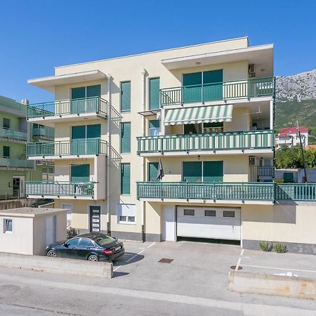 Apartments With A Parking Space Kastel Gomilica, Kastela - 21630 외부 사진